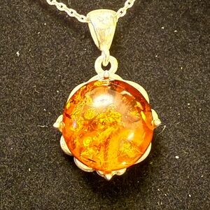 Elegant Amber Pendant 925 silver Necklace